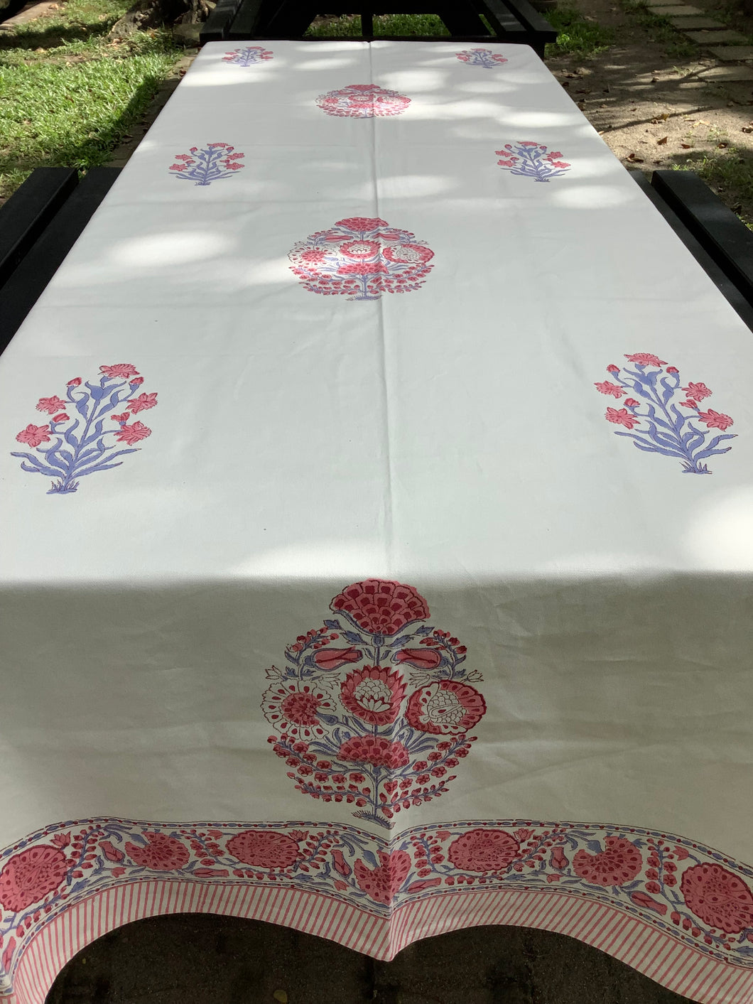 PUSHPITA Table Cover