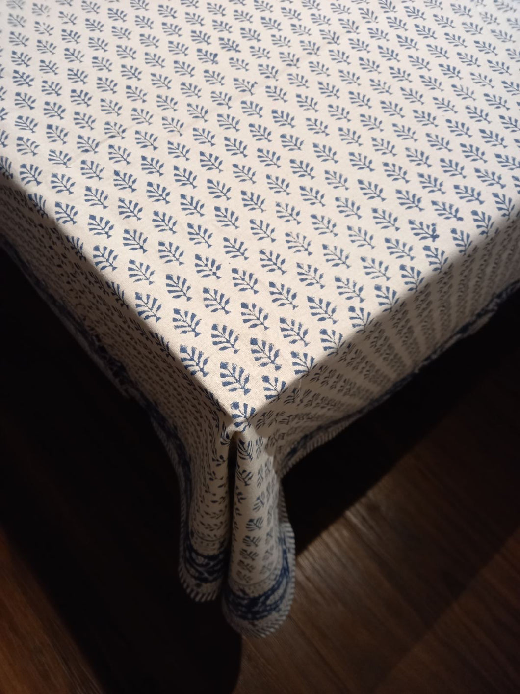 MAJOLICA Table Cover