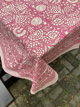 Load image into Gallery viewer, NEELA PINK Table Cover and Napkins Set
